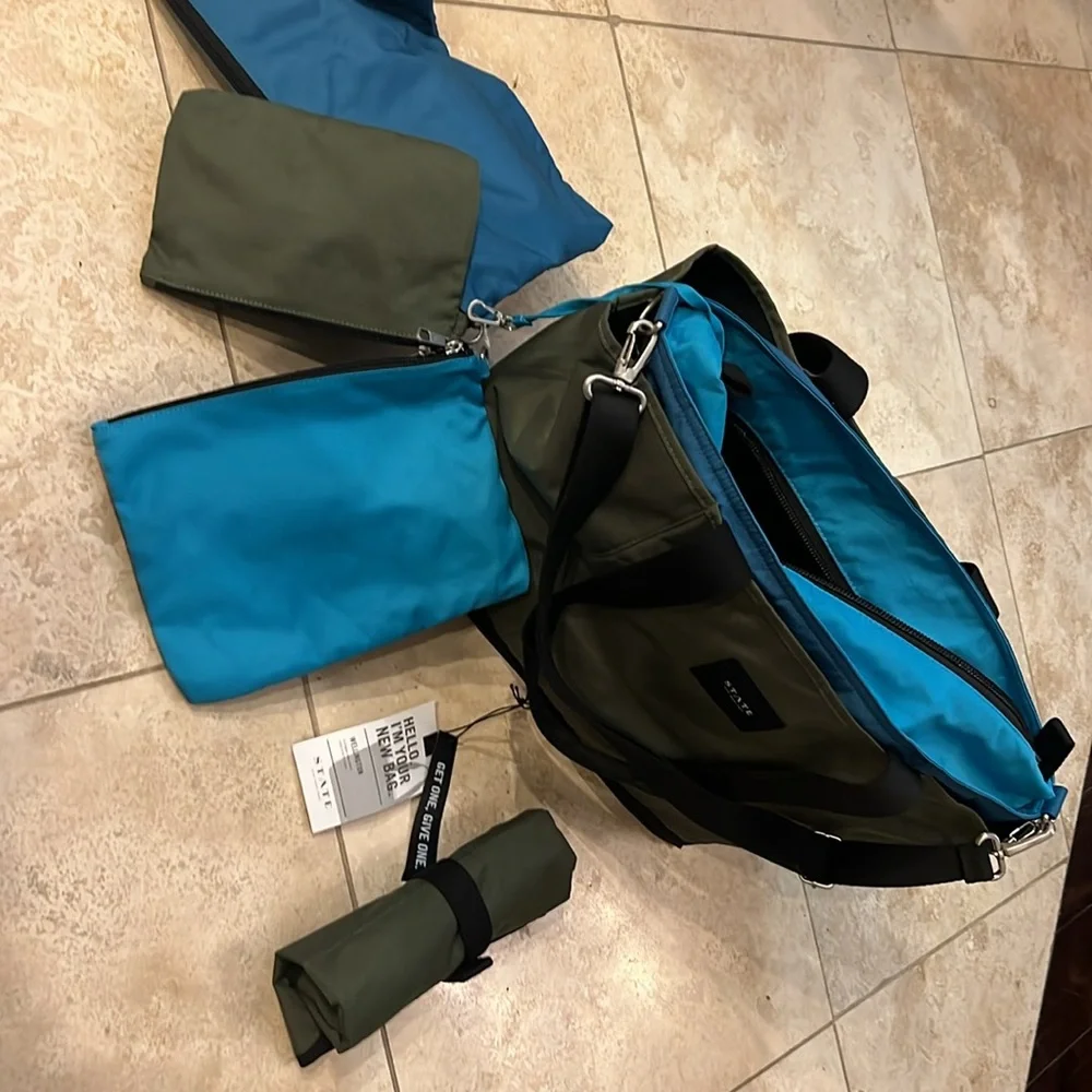 Diaper bag . State . New with tags - Picture 10 of 13